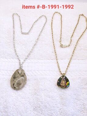 2 Necklaces, items # B -1991-1992,. wt. 18 grams.